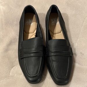 SM New York Black Loafers